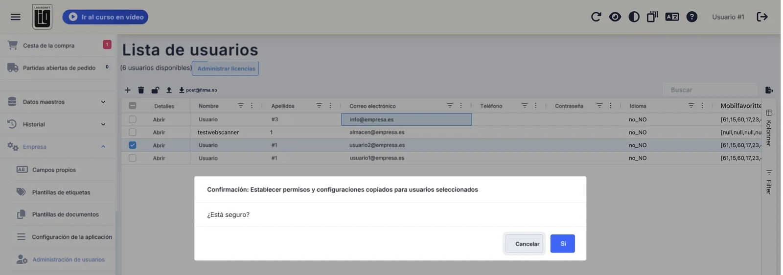 El diálogo de confirmación para establecer los permisos y configuraciones copiados en los usuarios seleccionados, con los botones Cancelar y Sí